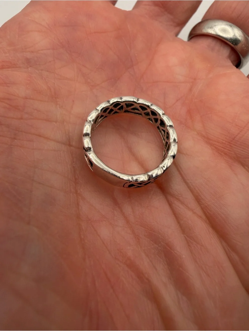 Sterling Silver Celtic Knot Band Ring - Size 6 - 4.5g